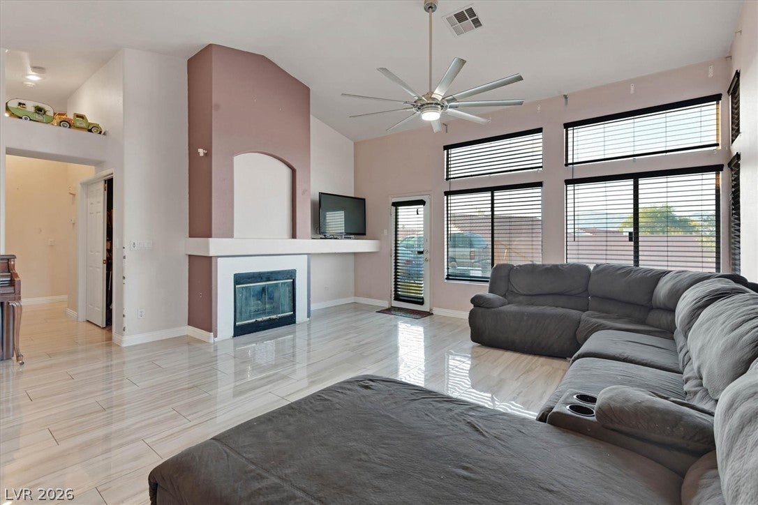 532 Blooming View Avenue