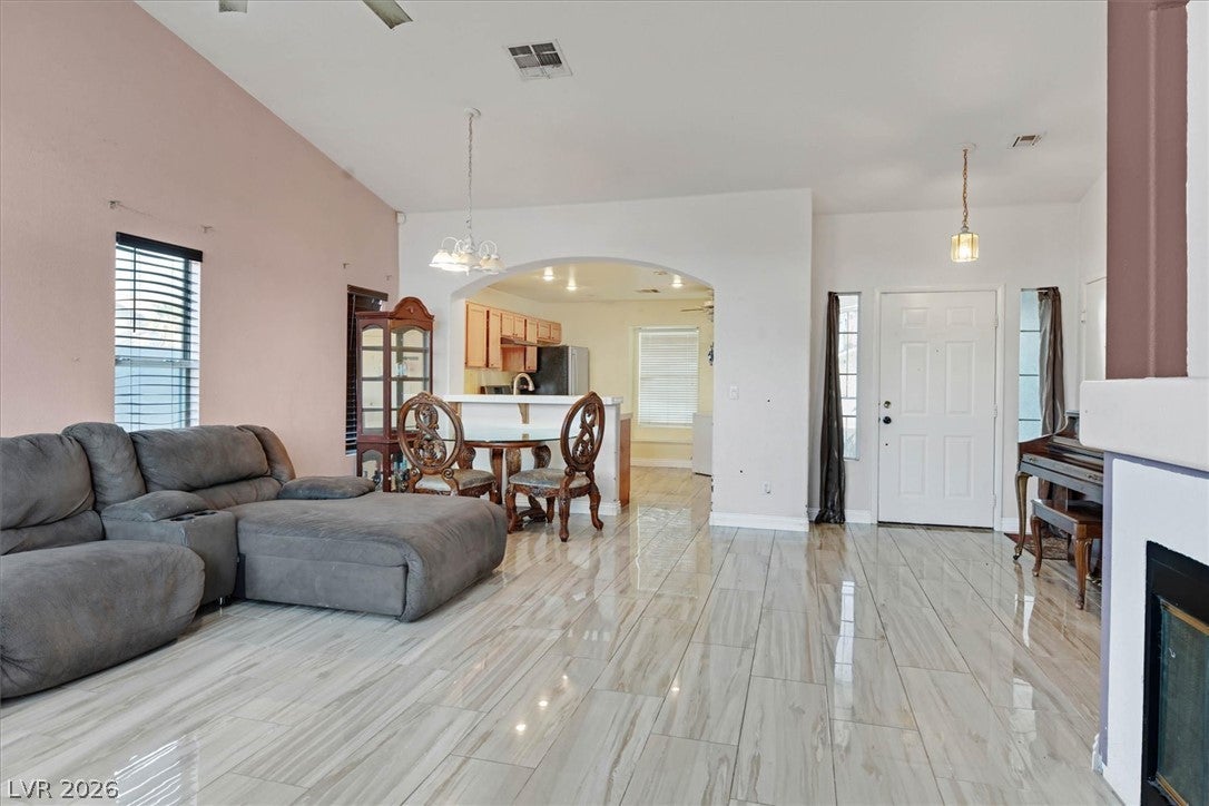 532 Blooming View Avenue