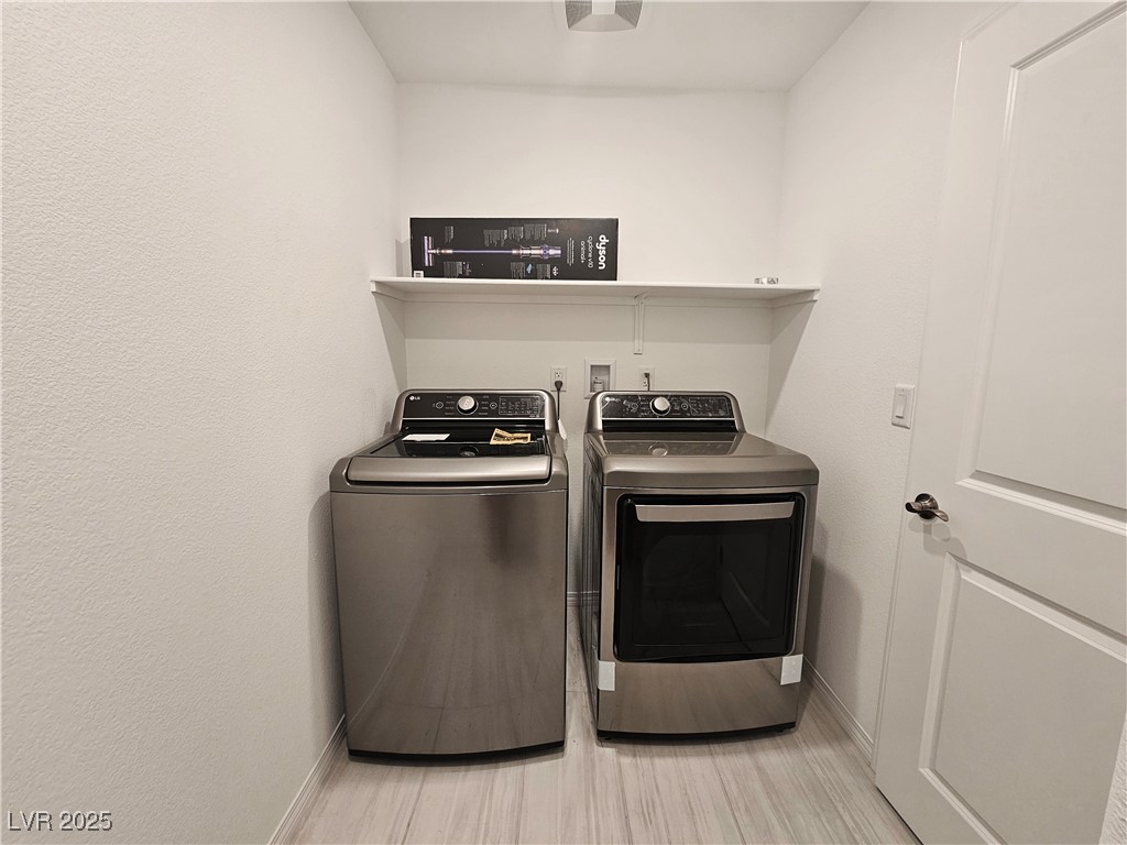 8033 Adelaide Hills Street