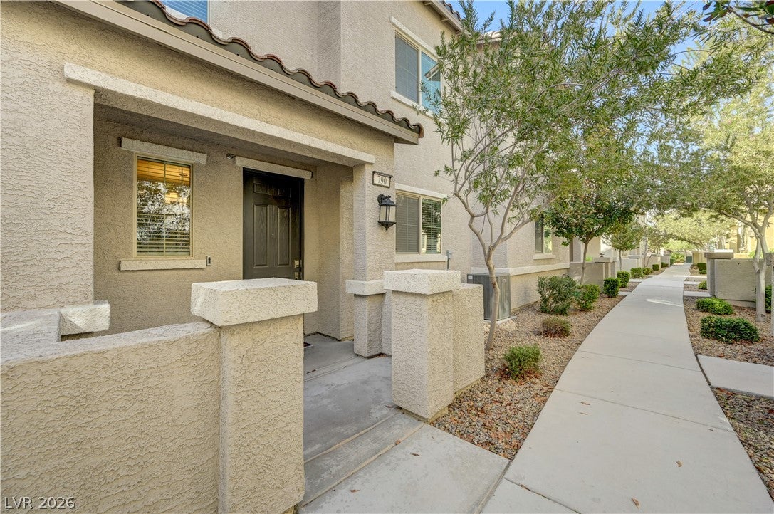 790 Spring Estates Avenue