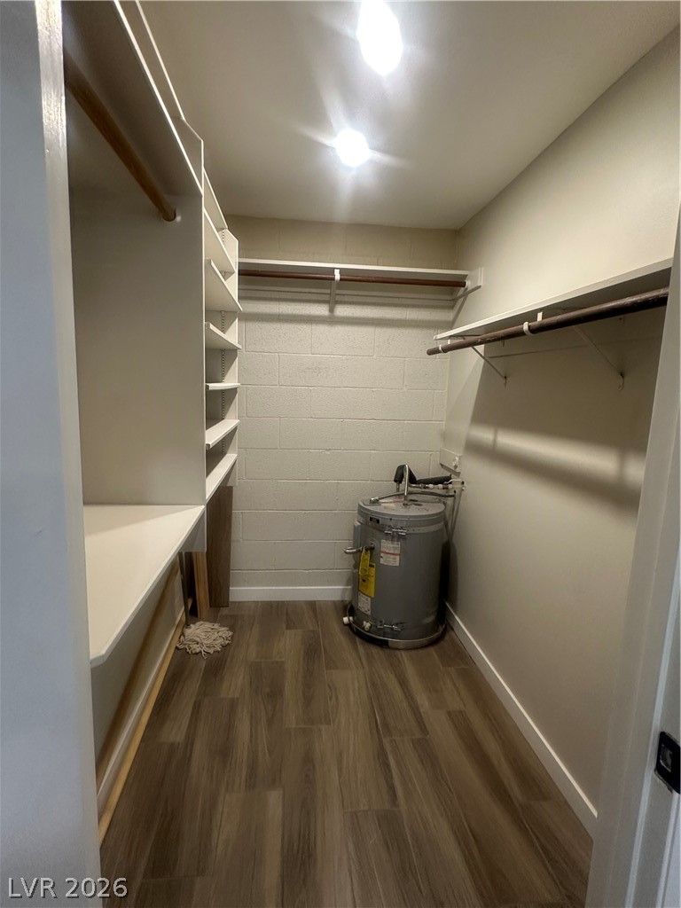 575 S Royal Crest Circle 5