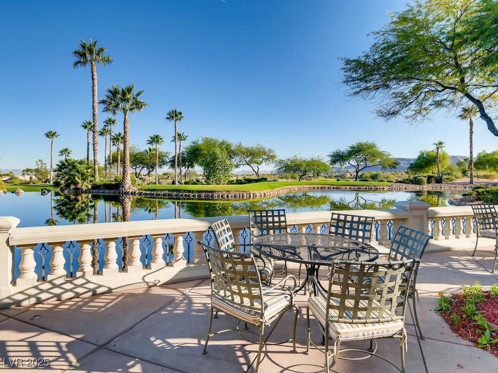 4311 Fiore Bella Boulevard, Las Vegas, Nevada image 31
