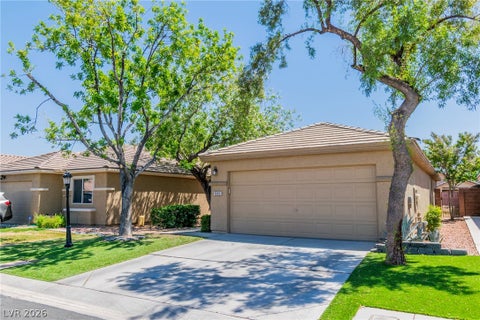 Homes For Sale - 5683 Great Eagle Court<br/> Las Vegas, NV 89122
