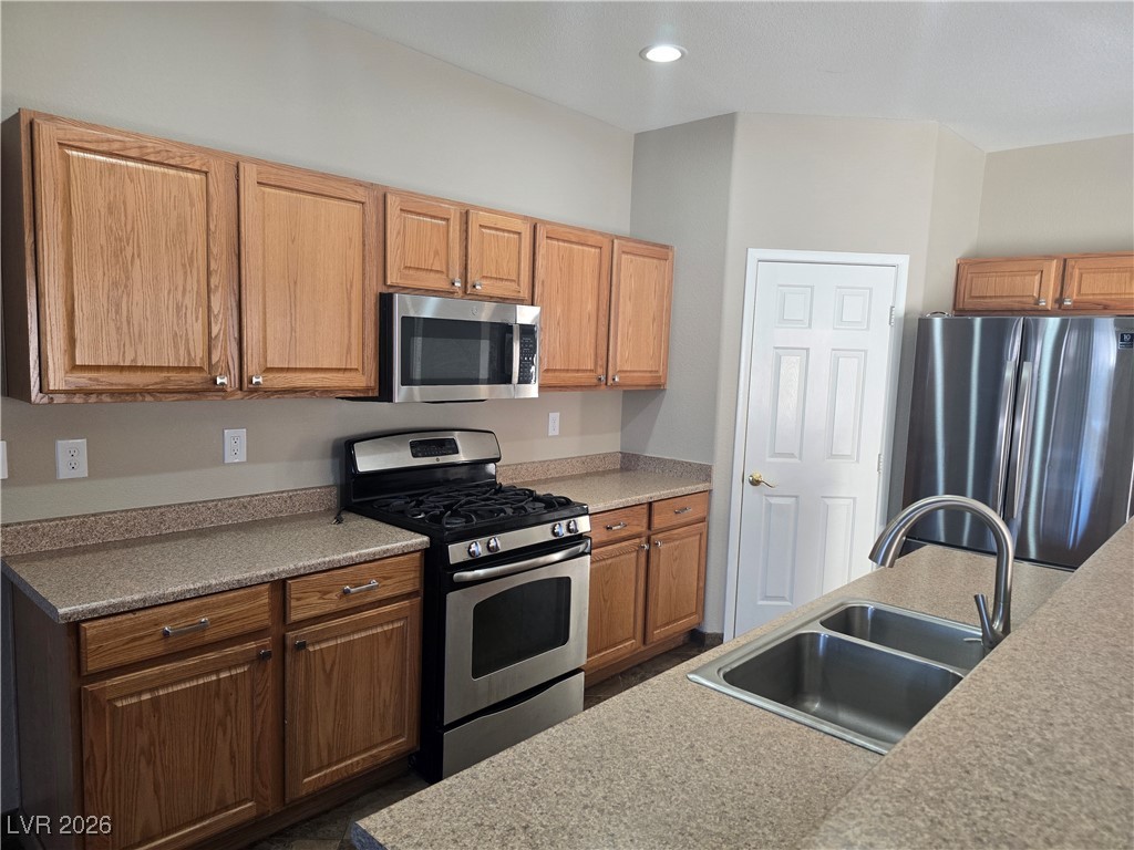 8908 Happy Stream Avenue