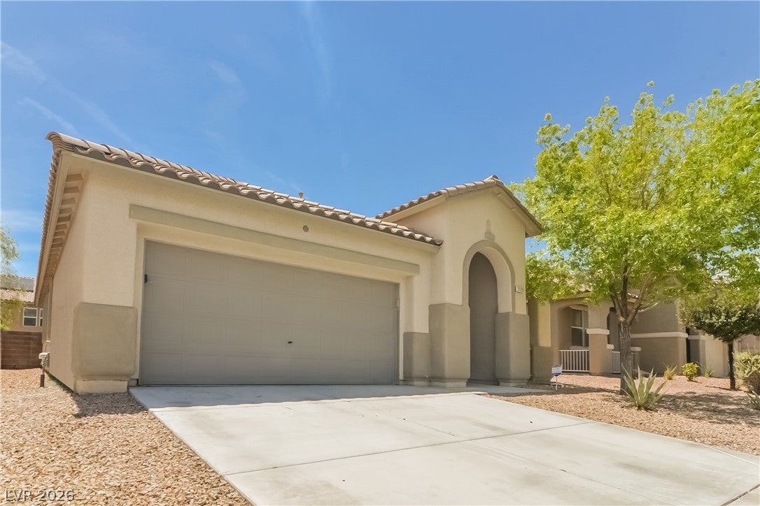 2125 Silvereye Drive