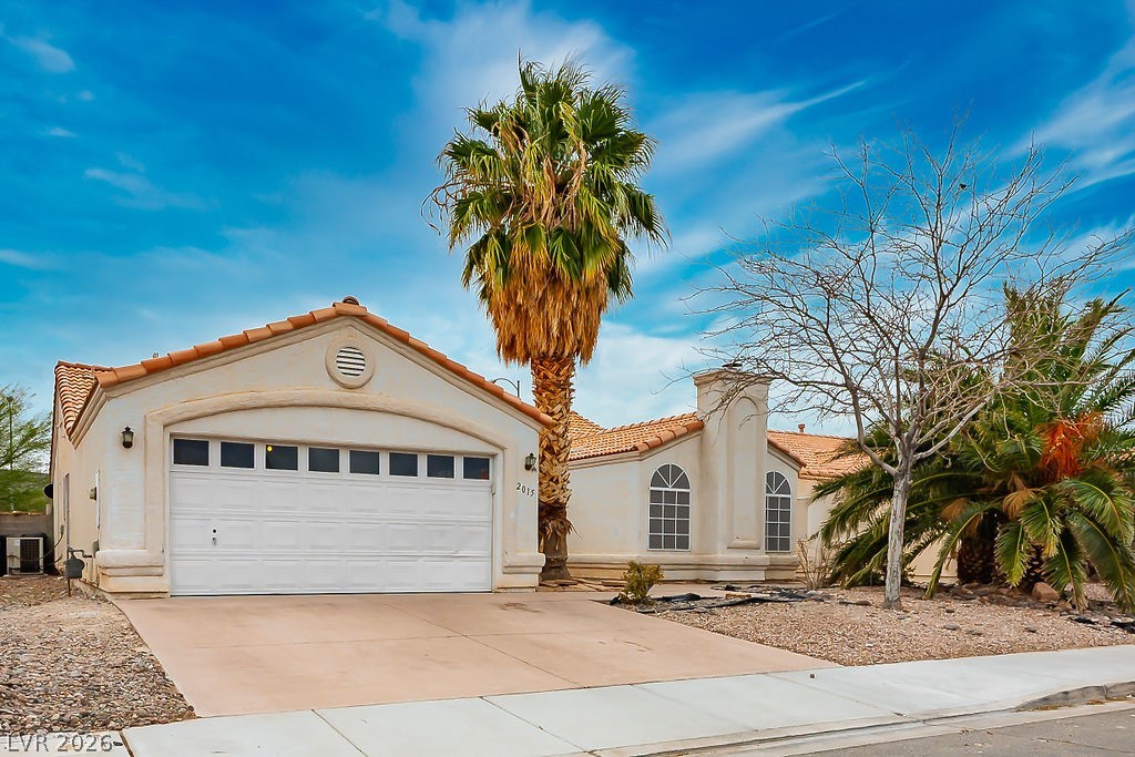 2015 AKAMINE Avenue