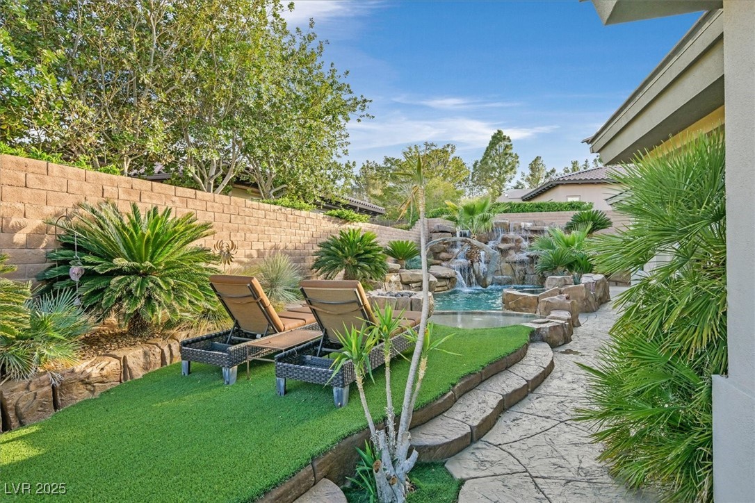 Las Vegas, Nevada 89135, United States, 4 Bedrooms Bedrooms, ,4 BathroomsBathrooms,Residential,Active,150383