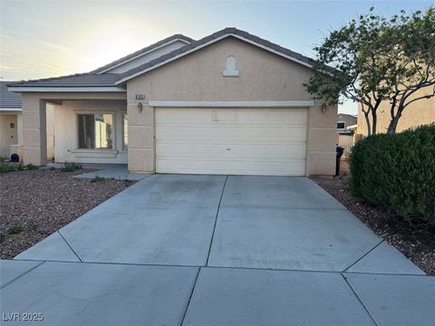 6165 Highland Gardens Drive North Las Vegas NV 89031