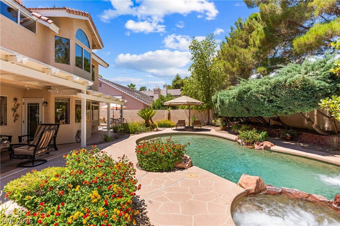 2825 Cotton Cloud Road