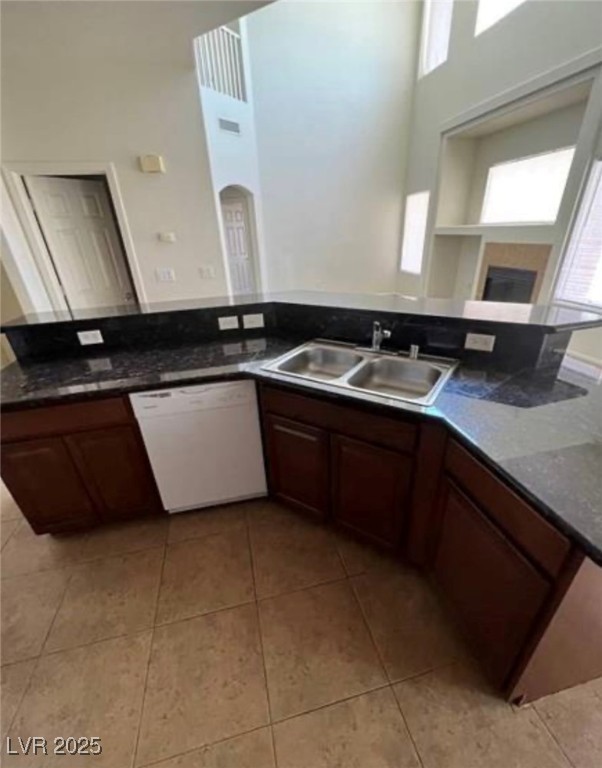 452 Crocus Hill Street