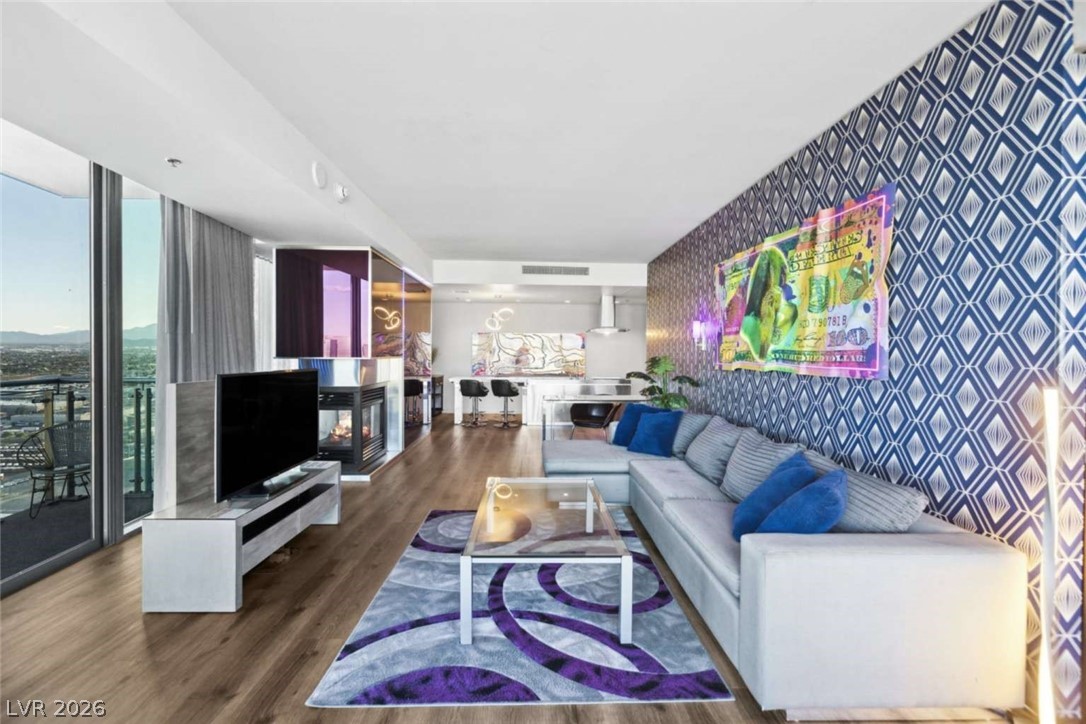 4381 W Flamingo Road 3322