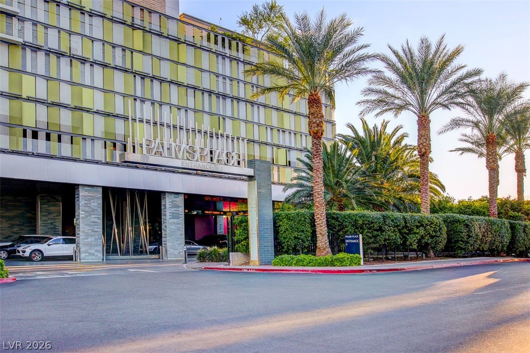 4381 W Flamingo Road 3322