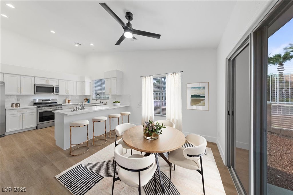 Las Vegas, Nevada 89147, United States, 3 Bedrooms Bedrooms, ,2 BathroomsBathrooms,Residential,Pending,185420