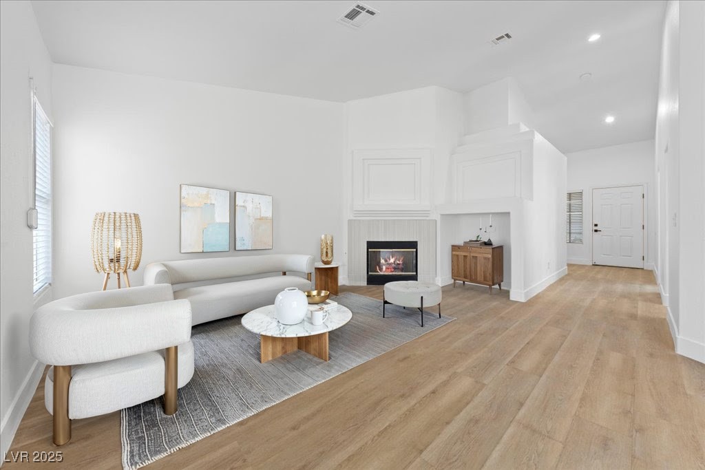 Las Vegas, Nevada 89147, United States, 3 Bedrooms Bedrooms, ,2 BathroomsBathrooms,Residential,Pending,185420