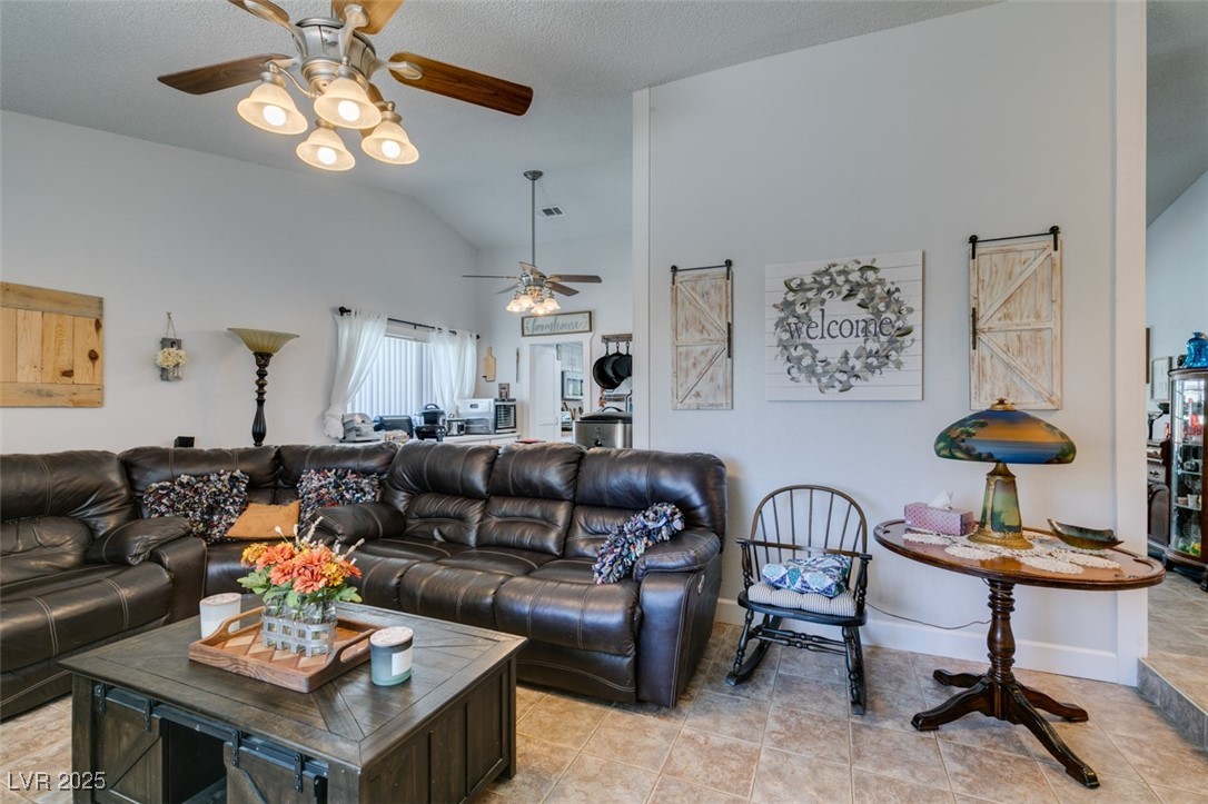386 Summer Creek Court, Henderson, Nevada image 11
