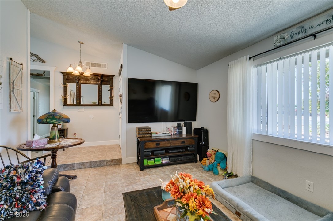 386 Summer Creek Court, Henderson, Nevada image 14