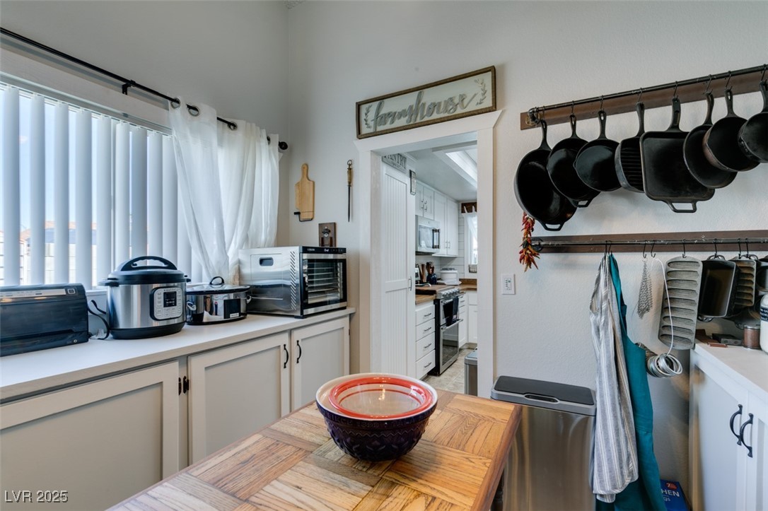 386 Summer Creek Court, Henderson, Nevada image 17