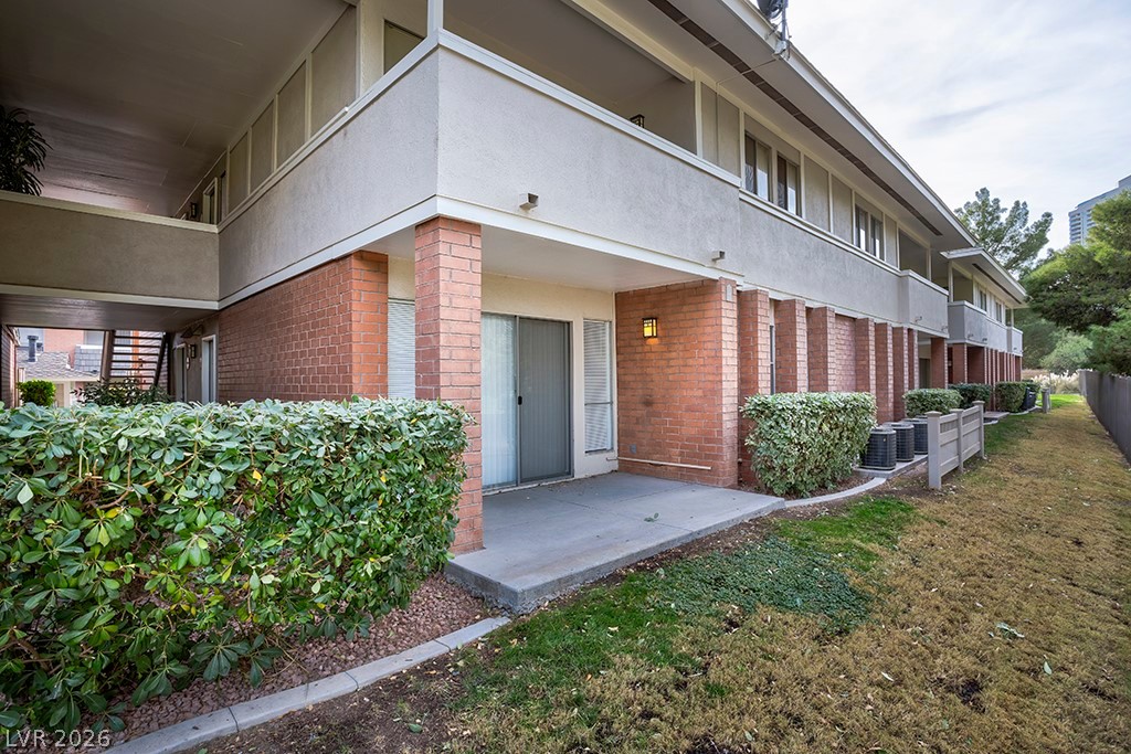 650 Oakmont Avenue 2111