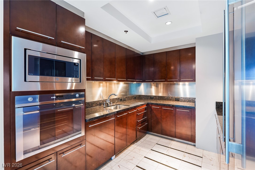 2700 Las Vegas Boulevard 4005