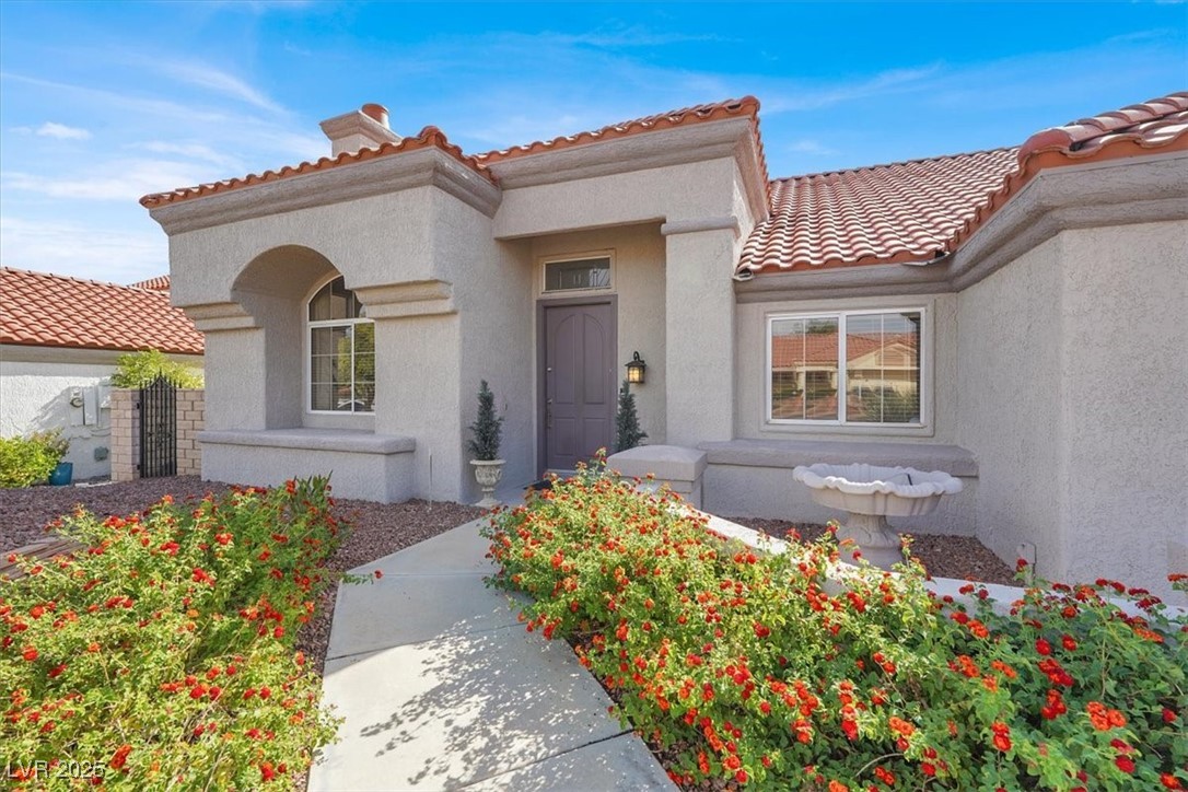 2900 Crown Ridge Drive