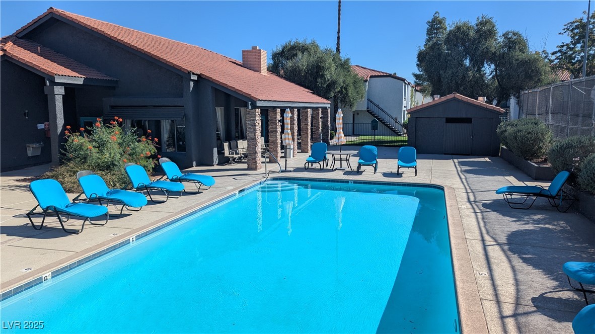 Las Vegas, Nevada 89119, United States, 2 Bedrooms Bedrooms, ,2 BathroomsBathrooms,Residential,Active,230664