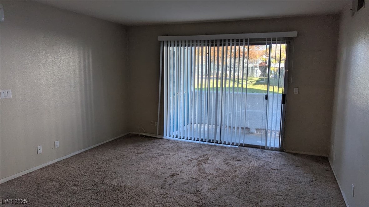 Las Vegas, Nevada 89119, United States, 2 Bedrooms Bedrooms, ,2 BathroomsBathrooms,Residential,Active,230664
