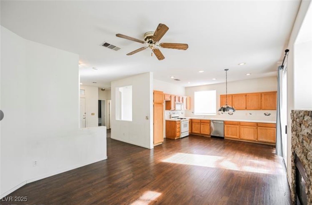 10505 Jeremy Ridge Avenue, Las Vegas, Nevada image 10