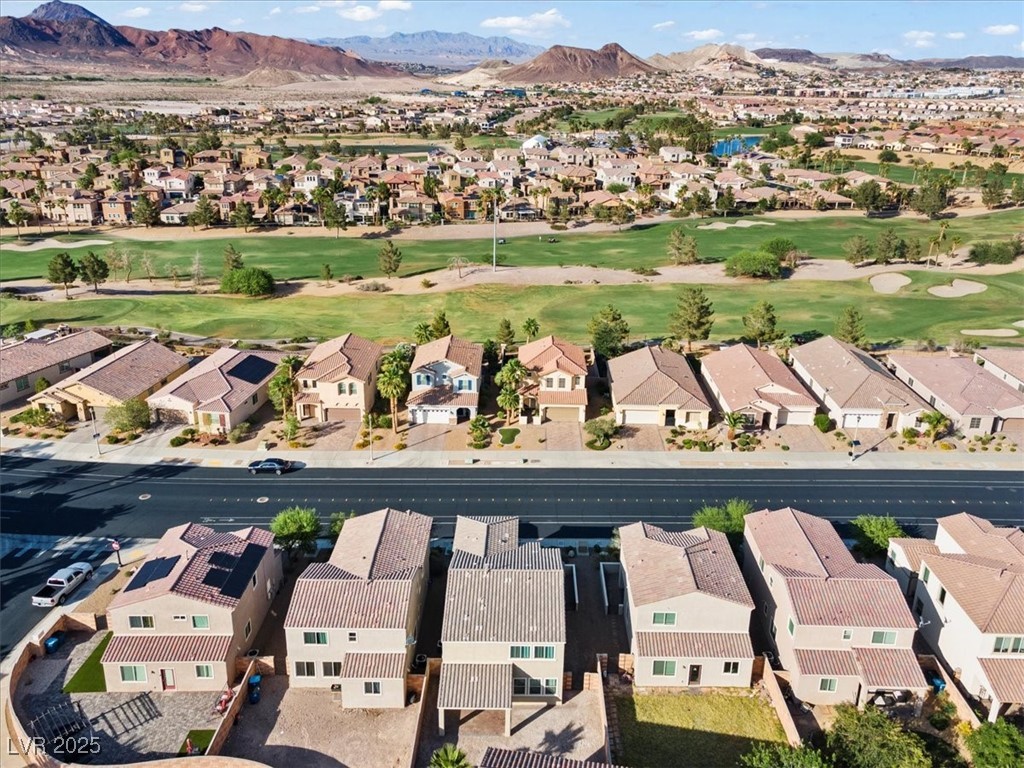 1556 Olivia Parkway