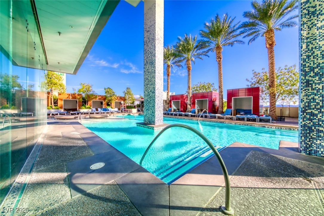 4381 W Flamingo Road 901