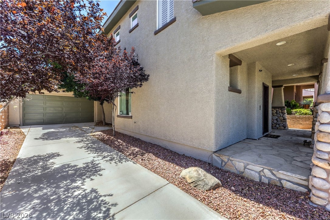 10489 Rusty Railroad Avenue