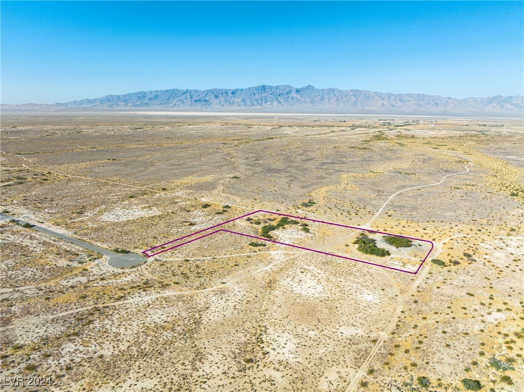 9176 Winston Court Ct, Pahrump, Nevada image 2