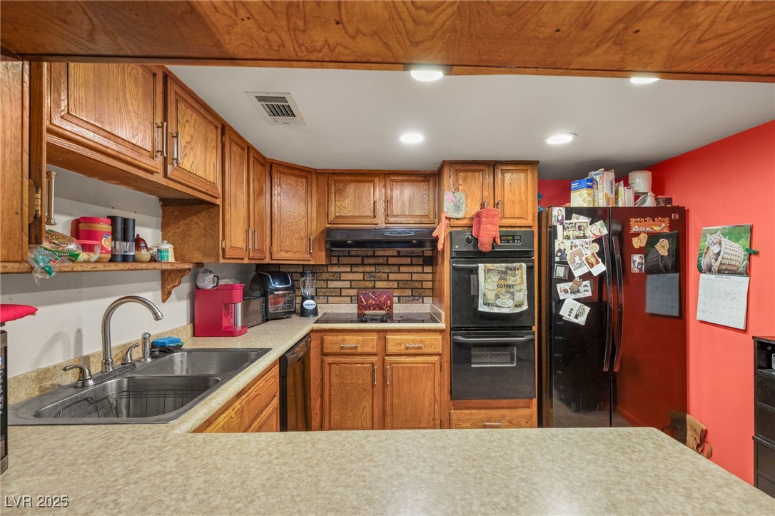 Las Vegas, Nevada 89121, United States, 3 Bedrooms Bedrooms, ,2 BathroomsBathrooms,Residential,Active,193868