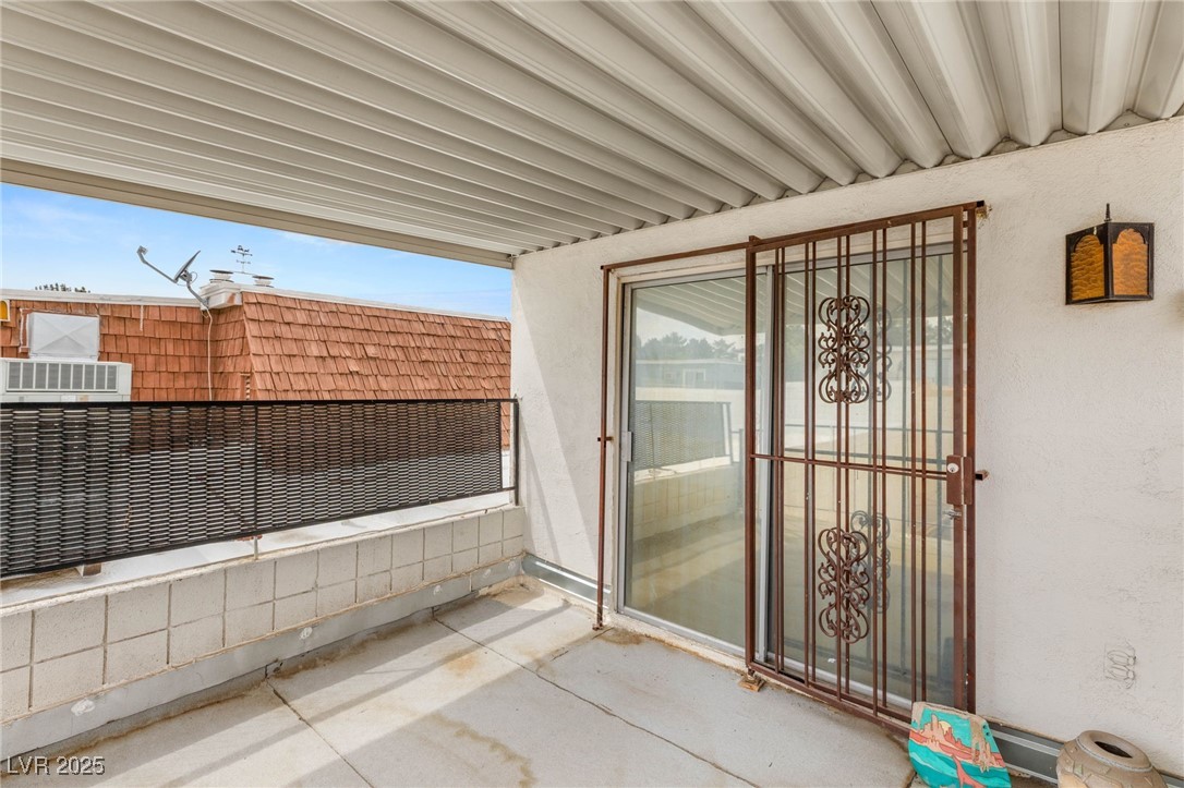 Las Vegas, Nevada 89121, United States, 3 Bedrooms Bedrooms, ,2 BathroomsBathrooms,Residential,Active,193868