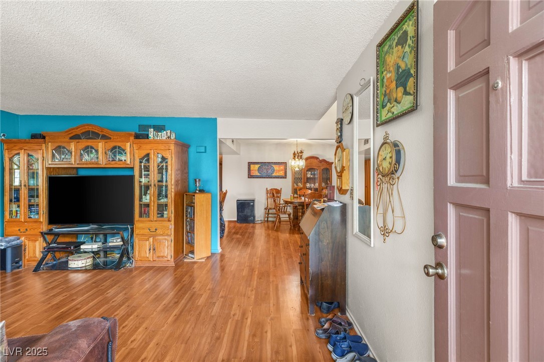 Las Vegas, Nevada 89121, United States, 3 Bedrooms Bedrooms, ,2 BathroomsBathrooms,Residential,Active,193868