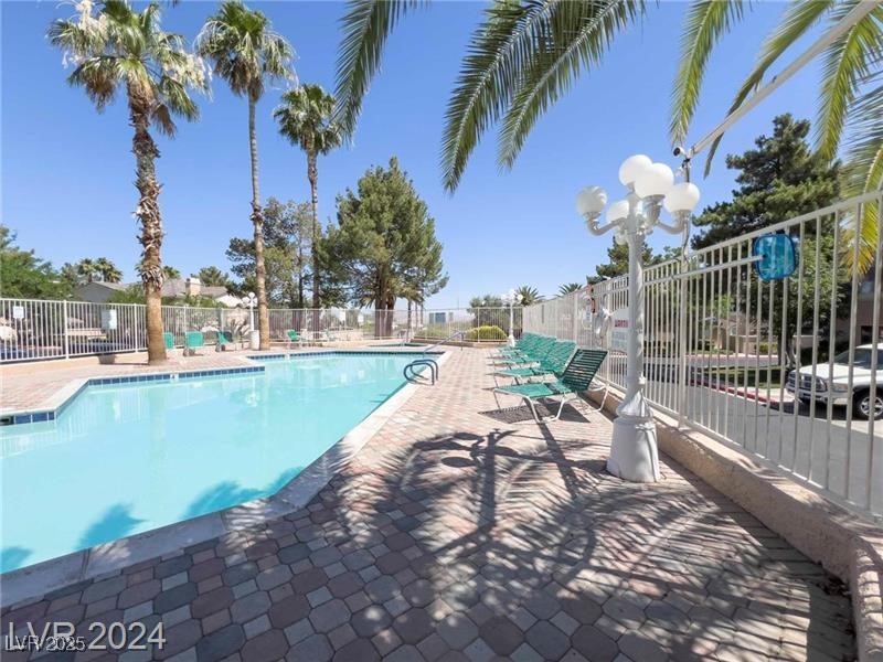 901 Twinkling Sky Avenue, Henderson, Nevada image 37