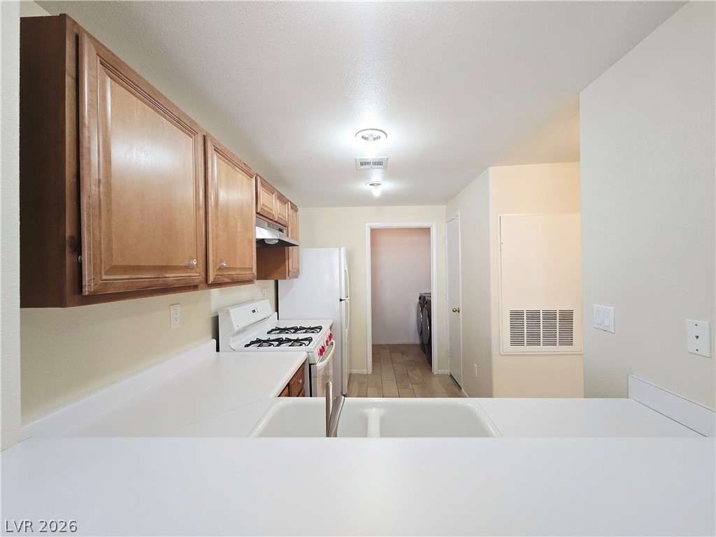 8501 W University Avenue 1120