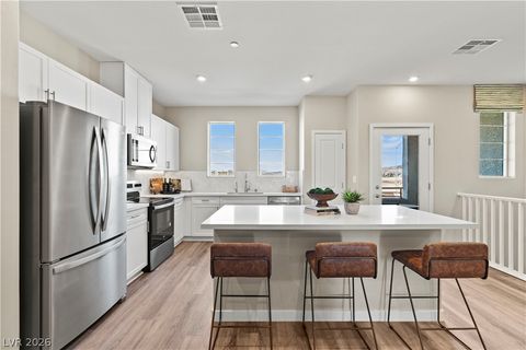 Townhouse For Sale - 313 Keyboard Place<br/> Henderson, NV 89015