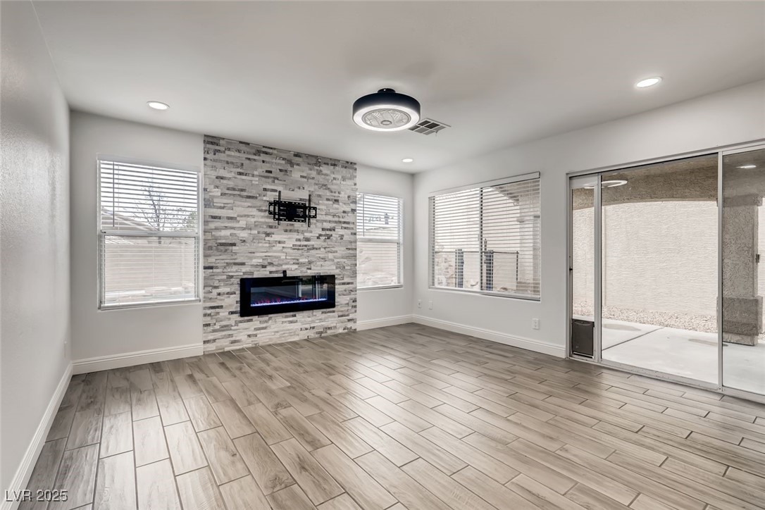 Las Vegas, Nevada 89128, United States, 3 Bedrooms Bedrooms, ,3 BathroomsBathrooms,Residential,Active,201789