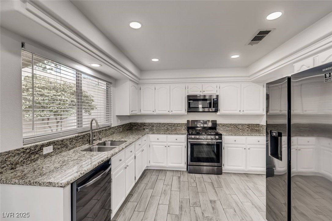 Las Vegas, Nevada 89128, United States, 3 Bedrooms Bedrooms, ,3 BathroomsBathrooms,Residential,Active,201789