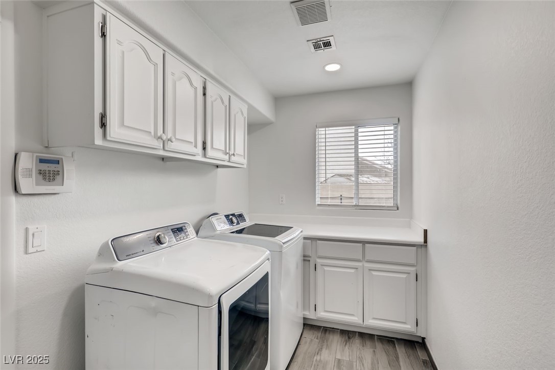 Las Vegas, Nevada 89128, United States, 3 Bedrooms Bedrooms, ,3 BathroomsBathrooms,Residential,Active,201789