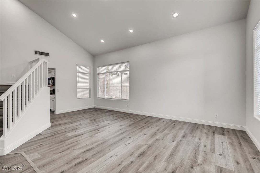 Las Vegas, Nevada 89128, United States, 3 Bedrooms Bedrooms, ,3 BathroomsBathrooms,Residential,Active,201789