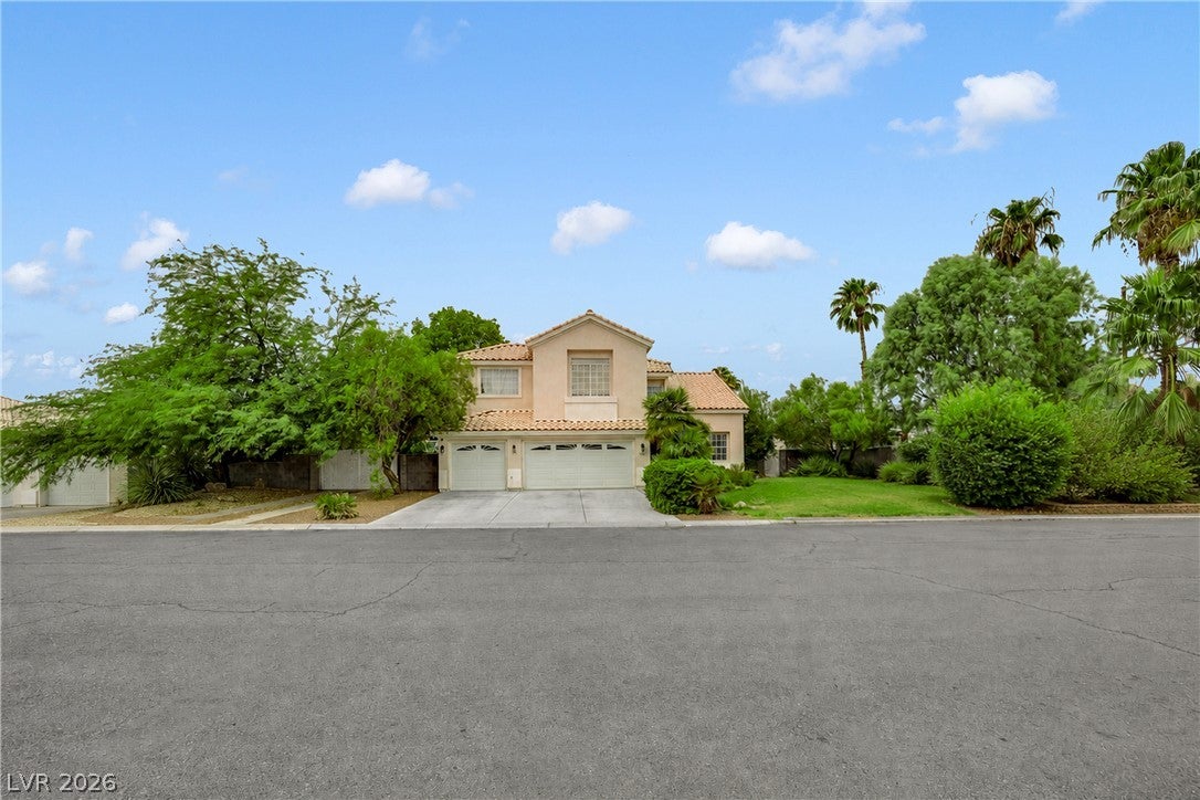 5685 N Adavan Court