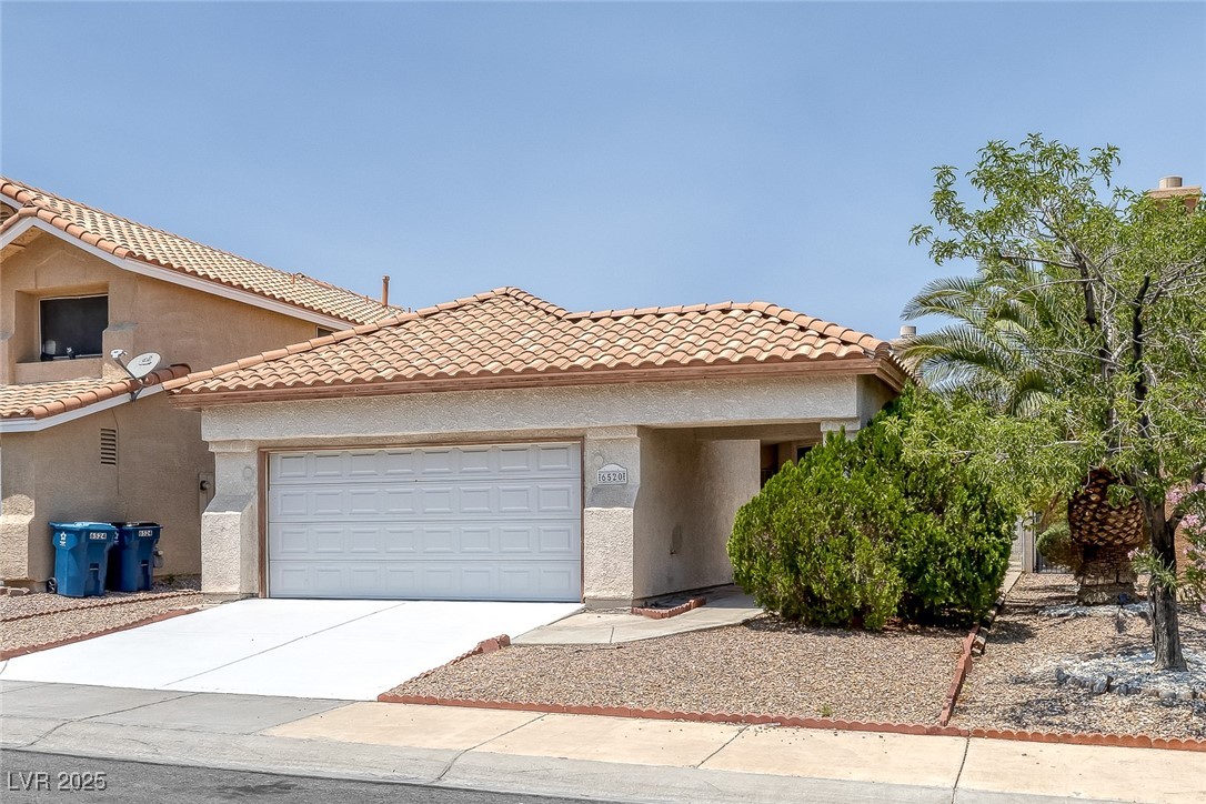 6520 LOMBARD Drive