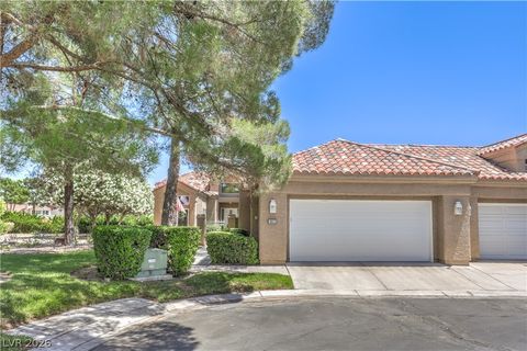 Townhouse For Sale - 8211 Round Hills Circle<br/> Las Vegas, NV 89113