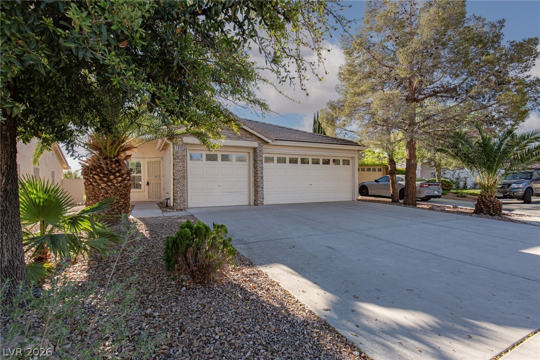 1808 Lyell Canyon Lane
