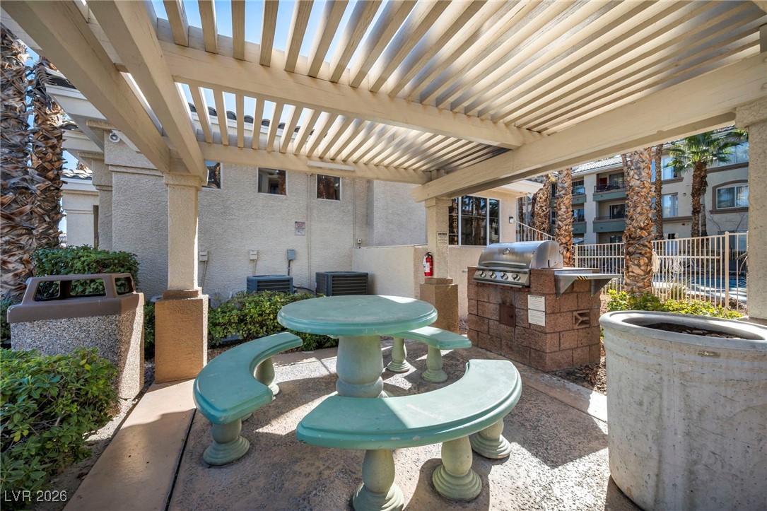 7111 S Durango Drive 113