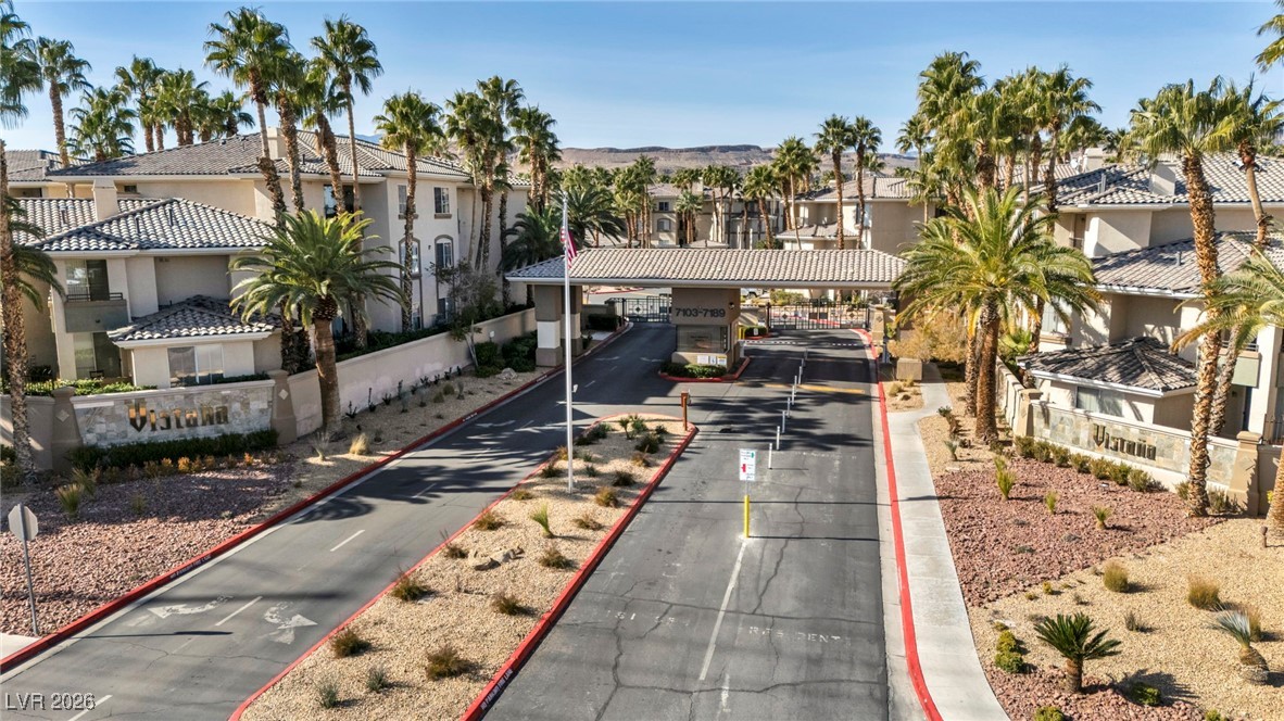 7111 S Durango Drive 113