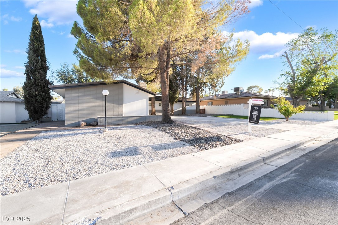 Properties 2 2701 Mason Avenue