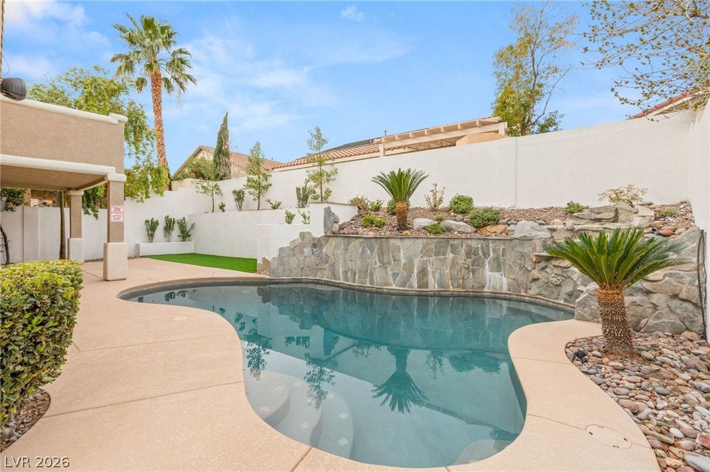Photo of 1870 Desert Forest Way, Henderson, NV 89012 (MLS # 2771311)
