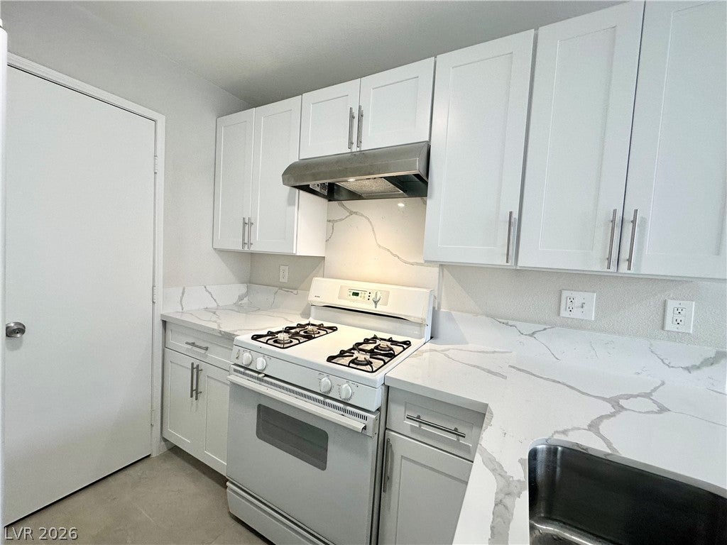 2525 Sierra Bello Avenue 103